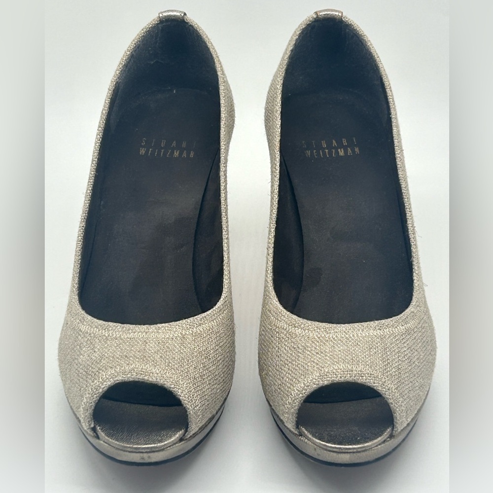 Gorgeous Stuart Weitzman 2.8in Heel  leather canvas